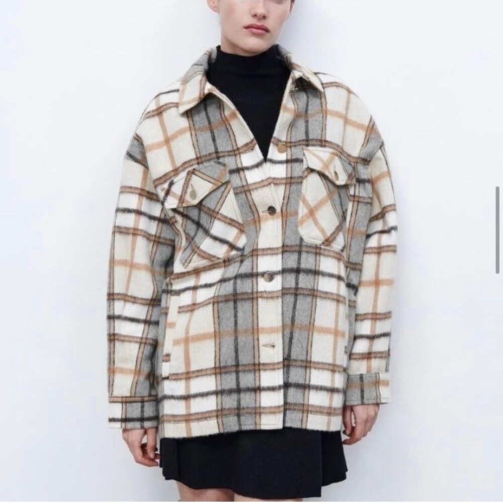 Zara Plaid Shirt Jacket Shacket Women M Plaid Oversized Long Sleeve Button Up